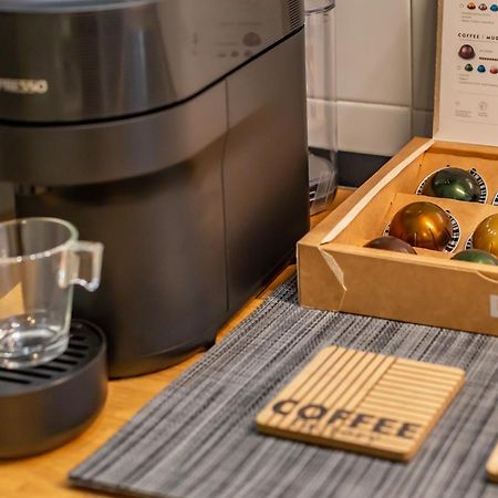 Imperium House - Appartamento Con Giardino Privato, 3 Minuti Da Metro Piazza Bologna, A-C, Rom Eksteriør billede