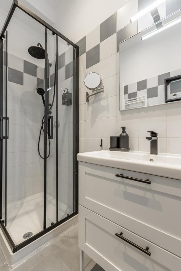 Imperium House - Appartamento Con Giardino Privato, 3 Minuti Da Metro Piazza Bologna, A-C, Rom Eksteriør billede
